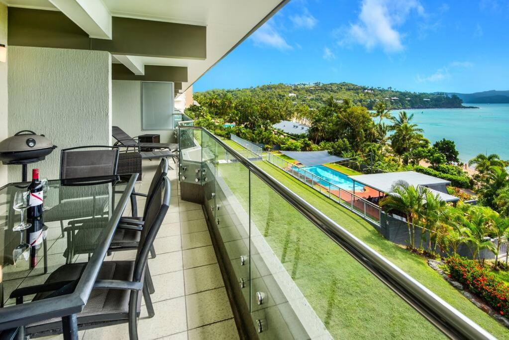 Hibiscus 207 & Free Buggy - Hamilton Island Apartment Exterior photo